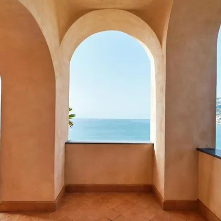 Botanico San Lazzaro מאיורי