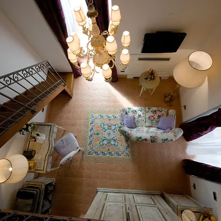 Botanico San Lazzaro מאיורי